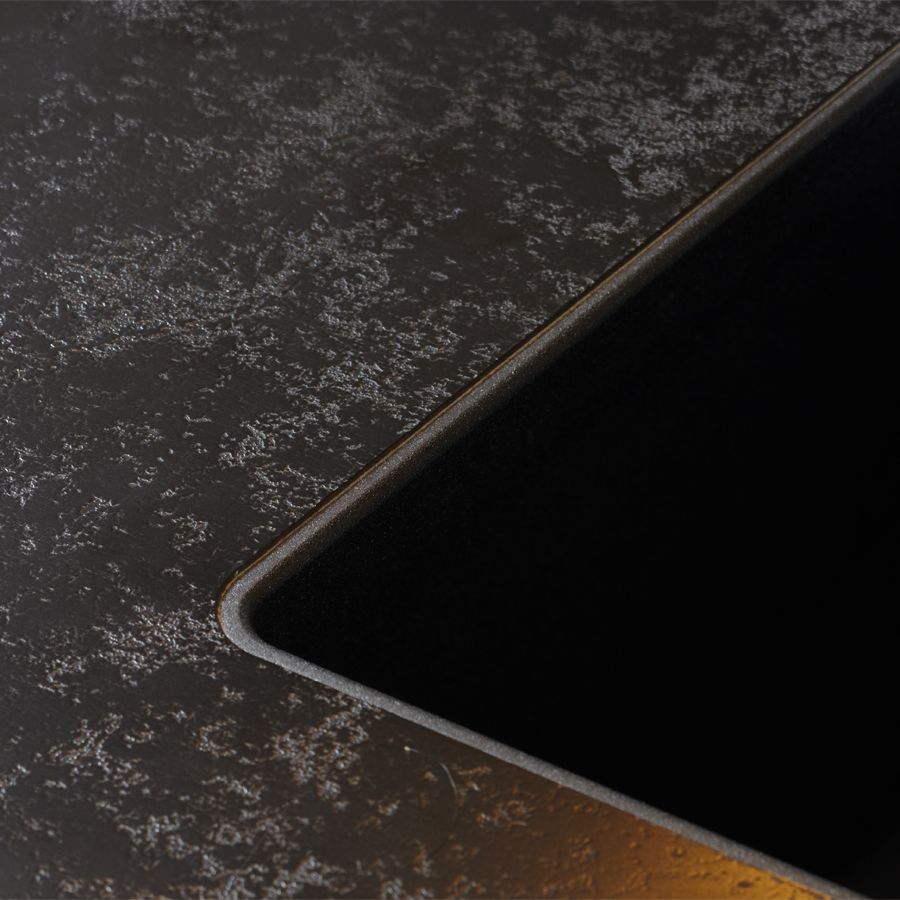 Underlimet vask i laminatbordplade 